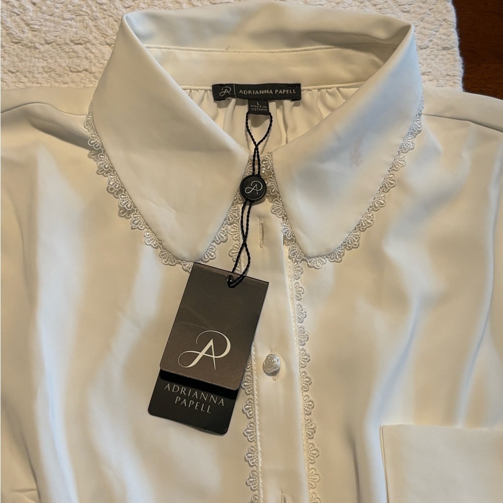 NWT Adrianna Papell Off-White/Cream Lace Trimmed Long Sleeved Blouse size Large - Picture 3 of 5